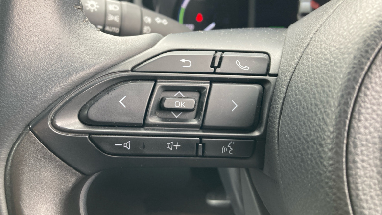 Toyota Yaris Cross 1.5 Hybrid Design 5dr CVT Hybrid Estate